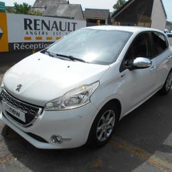 Peugeot 208 Style 1.2 PureTech 82ch BVM5 Angers