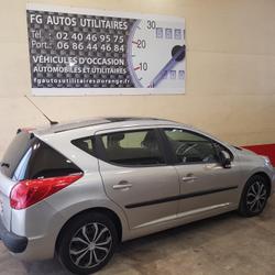 Peugeot 207 SW Premium 1.6 HDi 110ch FAP BLUE LION Cou&euml;ron