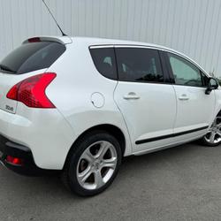 Peugeot 3008 Access 1.6 HDi 115ch FAP Les Ponts-de-C&eacute;
