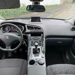 Peugeot 3008 Access 1.6 HDi 115ch FAP Les Ponts-de-C&eacute;