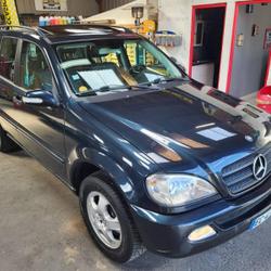 Mercedes Classe M  Saint-Jean-des-Champs