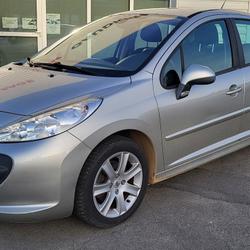 Peugeot 207 Premium Pack A 1.6 VTi 16V 120ch S&eacute;v&eacute;rac