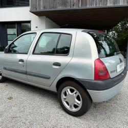 Renault Clio 2 98cv 1.4 Cou&euml;ron