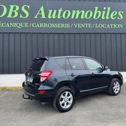 Toyota RAV4 Lounge 150 D-4D 2WD Chang&eacute;