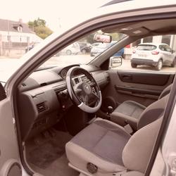 Nissan XTrail Confort 2.2L dCi &Eacute;roudeville
