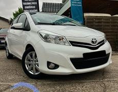 Toyota Yaris Saint-Sulpice-la-Pointe