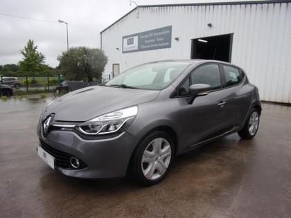Renault Clio - Business  dCi 75 eco2 - 10 990 €