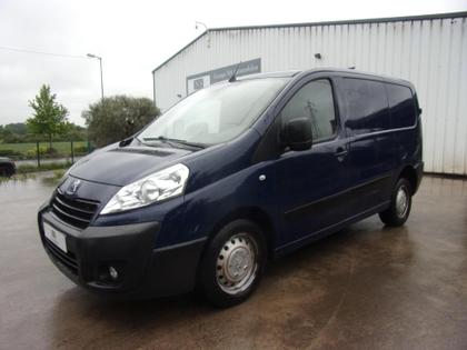 Peugeot Expert - PACK CD CLIM NAV A  TOLE 229 L1H1 2.0 HDI 160 FAP - 14 990 €
