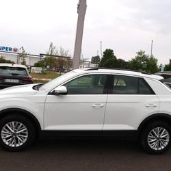 Volkswagen T-Roc Life 1.0 TSI 110 Start/Stop BVM6 Plo&euml;rmel