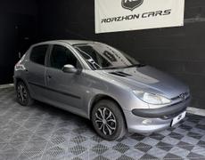 Peugeot 206 Châteaugiron