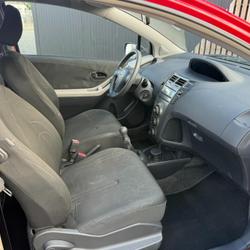 Toyota Yaris 1.0 - 69 VVT-i Verri&egrave;res-en-Anjou