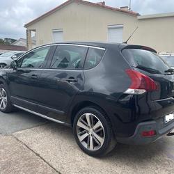 Peugeot 3008 F&eacute;line 1.6 e-HDi 115ch FAP BMP6 BLUE LION Venansault
