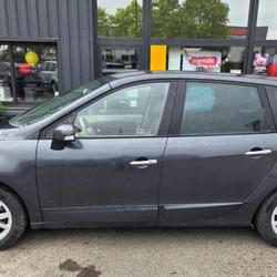 Renault Grand Scenic 3 Privil&egrave;ge Euro 5 7 pl Sc&eacute;nic III dCi 130 FAP Argentr&eacute;-du-Plessis
