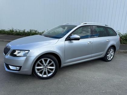Skoda Octavia - Active  1.6 TDI 110 ch CR FAP Green Tec - 7 490 €