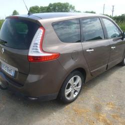 Renault Grand Scenic 3 Dynamique 7 pl Sc&eacute;nic III dCi 130 FAP Conlie
