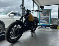 Brixton BX 125 Laval