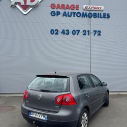 Volkswagen Golf 5 1.9 TDI 105 Ch&acirc;teau-Gontier-sur-Mayenne