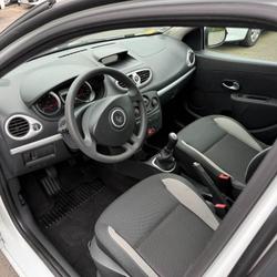 Renault Clio 3 Expression Clim Euro 5 dCi 75 eco2 Domloup