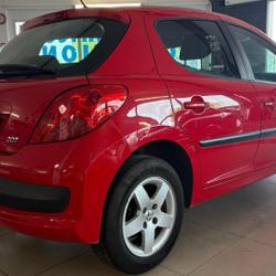 Peugeot 207 Premium 1.4 VTi 16V 95ch Soliers
