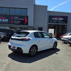 Peugeot 208 Allure PureTech 100 S&amp;S BVM6 Sainte-Gemmes-sur-Loire