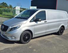 Mercedes Vito Saint-Sulpice-la-Forêt