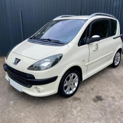 Peugeot 1007 Sporty 1.6 HDi 16V 110ch FAP BLUE LION La Montagne