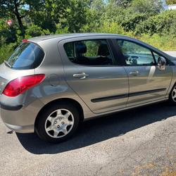 Peugeot 308 Phase 1 1.6 HDi 90ch BLUE LION Saint-Nazaire