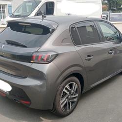 Peugeot 208 Allure 1.2l Turbo 100 BV6 La Garnache