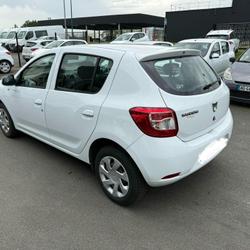 Dacia Sandero Laur&eacute;ate 1.2 16V 75 E6 Domloup