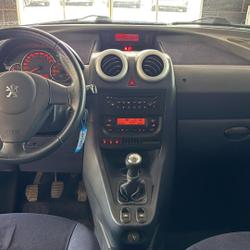 Peugeot 1007 Sporty 1.6e 16V 110ch Soliers