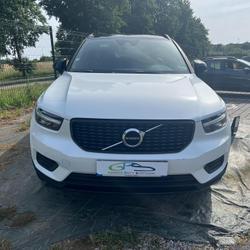 Volvo XC40 R-Design T3 163 ch Geartronic 8 Saint-Erblon