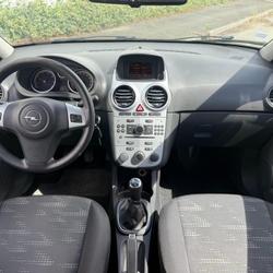 Opel Corsa Essentia 1.3 CDTI - 75 ch FAP EcoFlex Start/Stop Les Ponts-de-C&eacute;