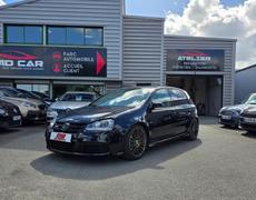 Volkswagen Golf R Sainte-Gemmes-sur-Loire