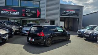 Volkswagen Golf R  - photo 2