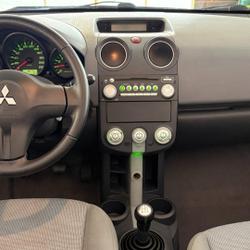 Mitsubishi Colt CZC INVITE 1.5 109CH Soliers