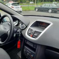 Peugeot 207 SW Active 1.6 HDi 92ch FAP BLUE LION Tr&eacute;daniel