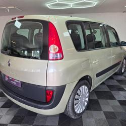 Renault Espace 4 Expression 2.2 dCi - 150 Noron-la-Poterie