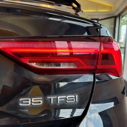 Audi Q3 S line 35 TFSI 150 ch S tronic 7 Cholet