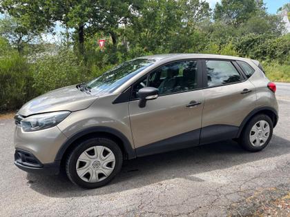 Renault Captur -  TCe 90 Energy S&amp;S eco2 - 5 990 €