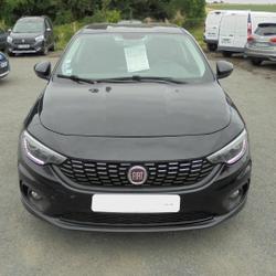 Fiat Tipo 2 Lounge 1.4 95 ch S&amp;S Saint-L&eacute;ger-de-Montbrillais