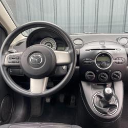 Mazda Mazda2 El&eacute;gance 1.3L Saint-Berthevin