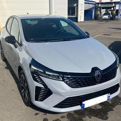 Renault Clio 5 Techno E-Tech full hybrid 145 ch GSR2 Orvault