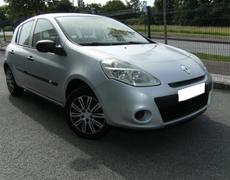 Renault Clio 3 - Expression  dCi 70 eco2 - 4 800 €