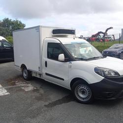 Fiat Doblo Cargo MARCHE PIED / 2 ETAGERES ALU RELEVABLE 1.6 MJET 120 FRIGORIFIQUE FRCX / Laval