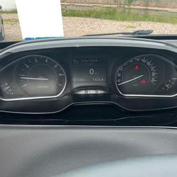 Peugeot 208 Allure 1.4L VTI 95 CH Soliers