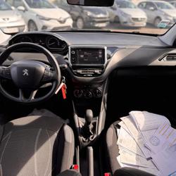 Peugeot 208 Active 1.4 e-HDi 68ch FAP BMP5 BLUE LION Pl&eacute;ch&acirc;tel