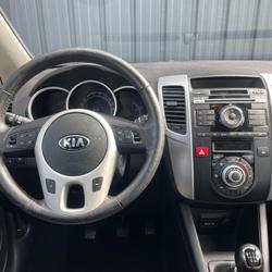 Kia Venga Active 1.4 CRDi 90 ch Saint-Berthevin