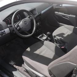 Opel Astra Twintop 111 1.6 - 115 Twinport Saint-Hilaire-du-Harcou&euml;t