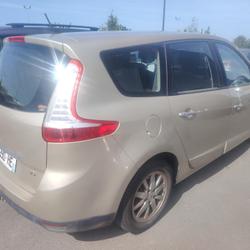Renault Grand Scenic 3 Jade 7 pl Sc&eacute;nic III dCi 130 Ch&acirc;teaugiron