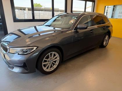 BMW Serie 3 - Business Design  320d xDrive 190 ch BVA8 - 24 990 €